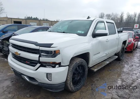 2018 Chevrolet Silverado 1500 2Lt z USA, uszkodzony, nr VIN 3GCUKREC7JG317838